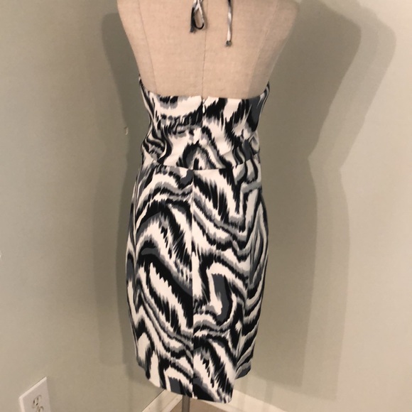 Gorgeous halter dress from Cache’ - Picture 5 of 8